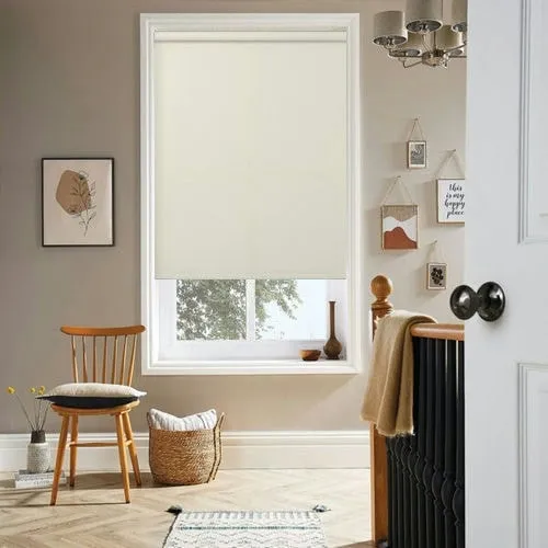 Wiltshire Oyste Roller Blind | Blinds.Online