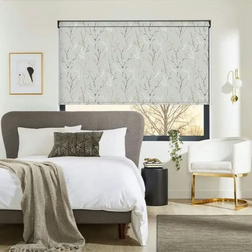 https://blinds.online/hub/blinds/roller-blind/noble-birch-white-roller-blind-3.webp