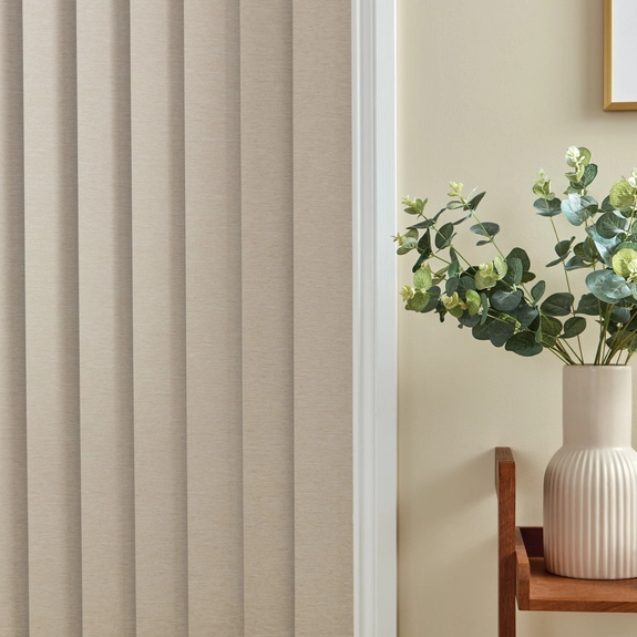 https://blinds.online/hub/blinds/vertical-blind/oxford-blackout-sandstone-vertical-blind-4.webp